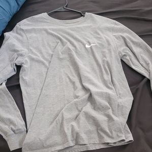 Nike long sleeve shirt